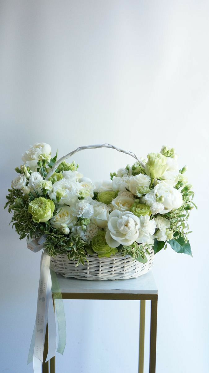 Summer flower basket 🌞