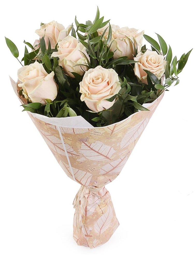 7 cream roses