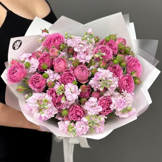 Bright fragrant bouquet of mattio and pionoid roses size S