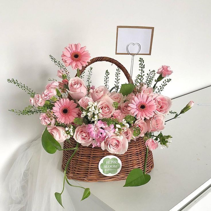 Luxurious flower basket 🌸