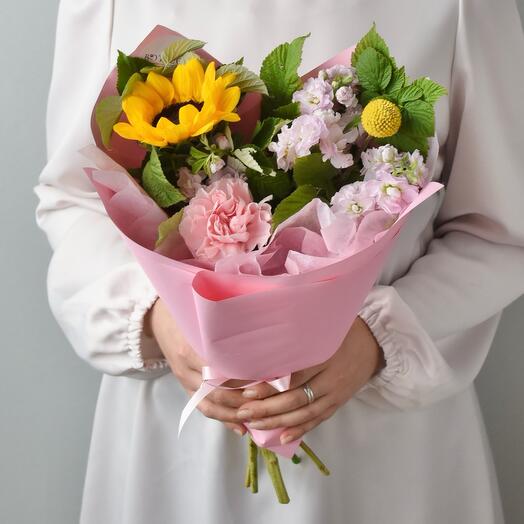 Букет-комплимент «Август» с подсолнухом | Букет 348 Bottega dei Fiori