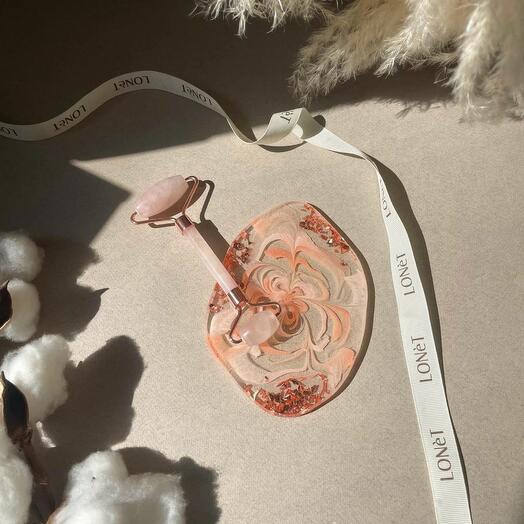 Gift set with a massage roller and a saucer for spirits and jewelry, a gift for March 8 to a girl, woman, girlfriend, mother