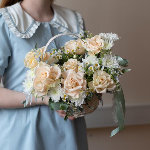 Composition with French roses "Ticket in the summer"