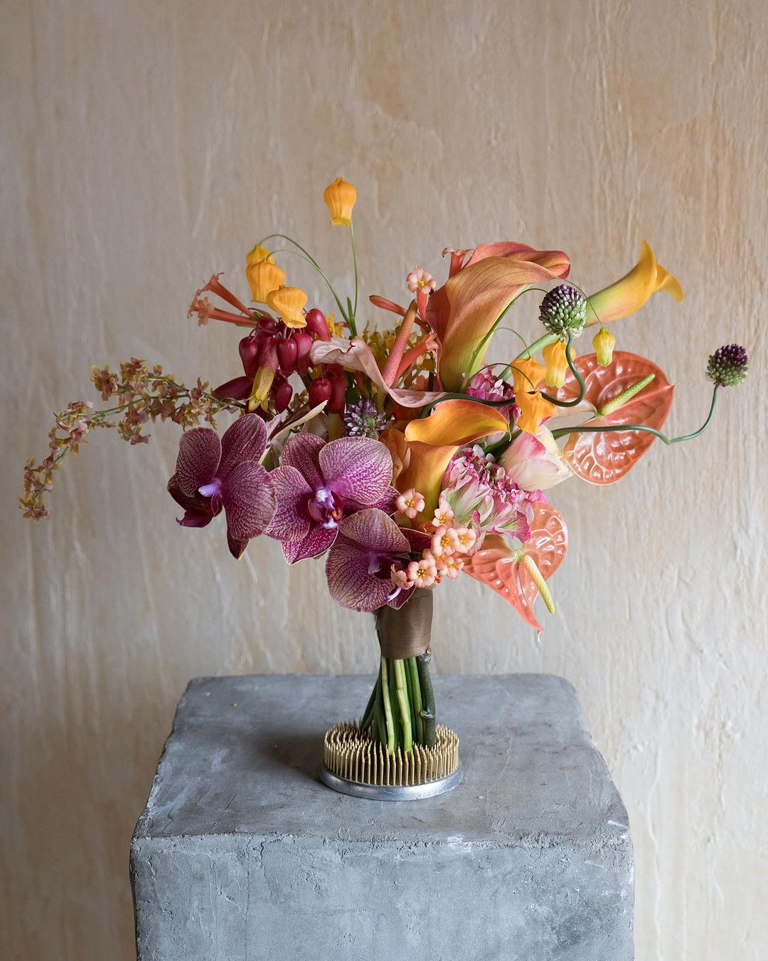 Уютная цветочная композиция 🌺