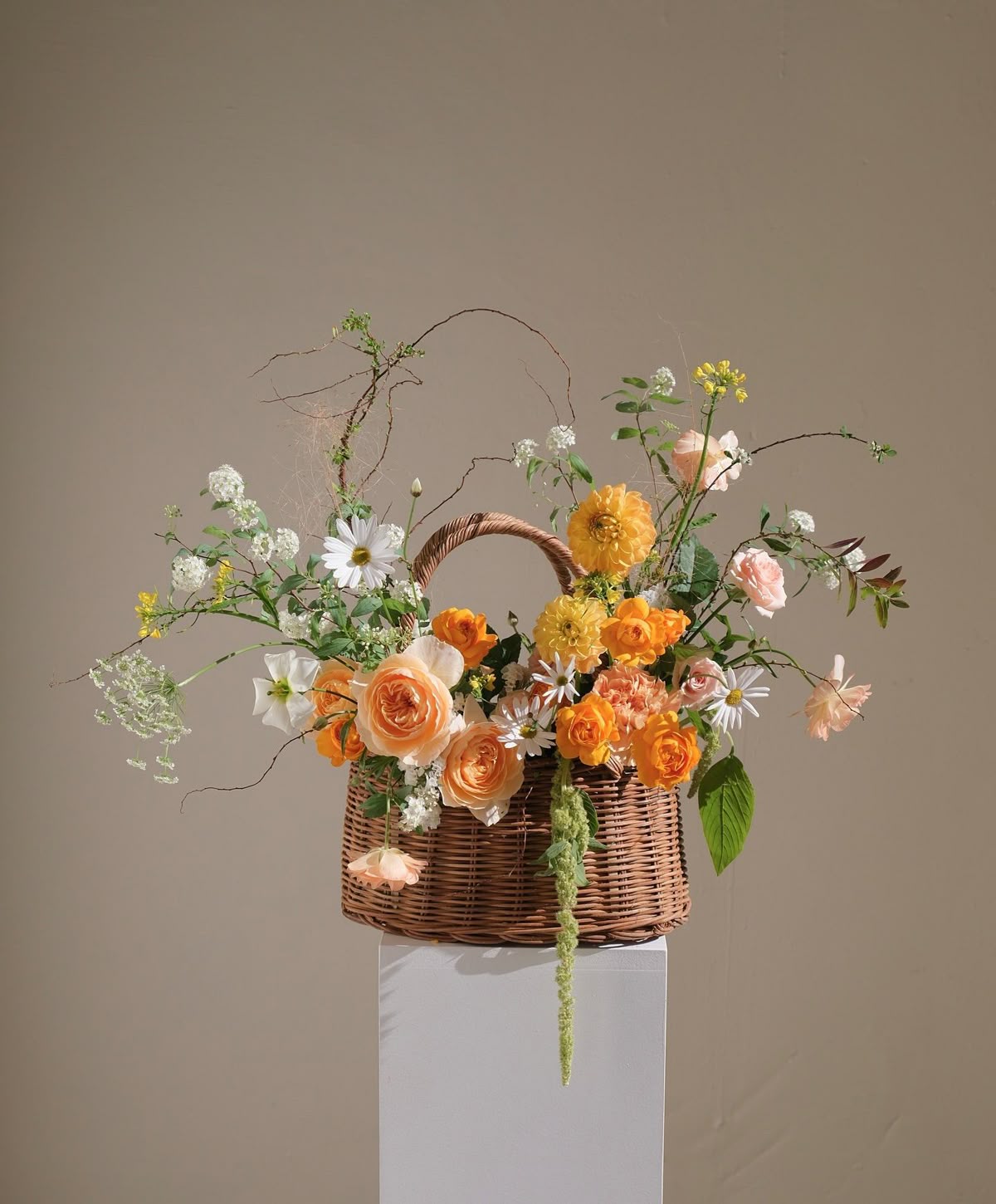 Fresh basket bouquet 🌿