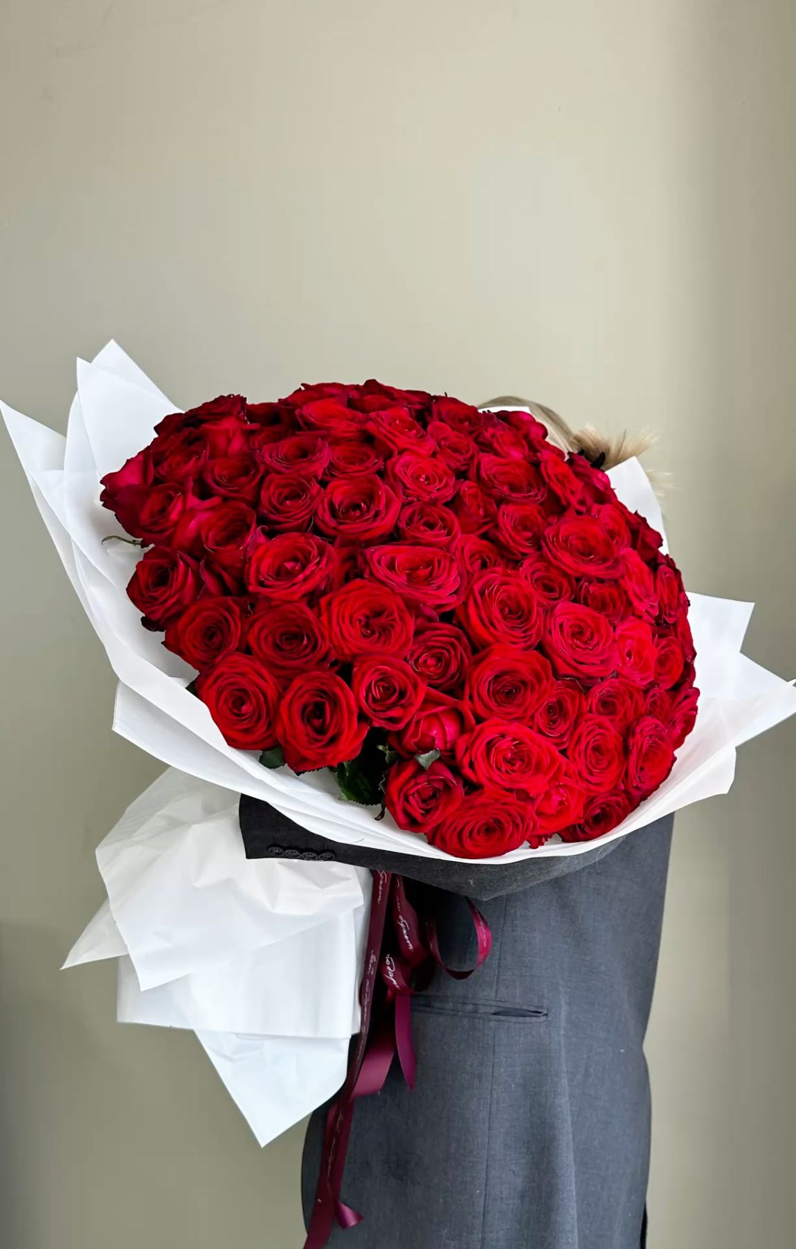 51 красная роза идеальная 💐