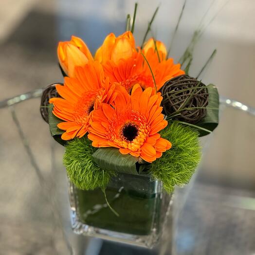 Композиция на стол в вазе