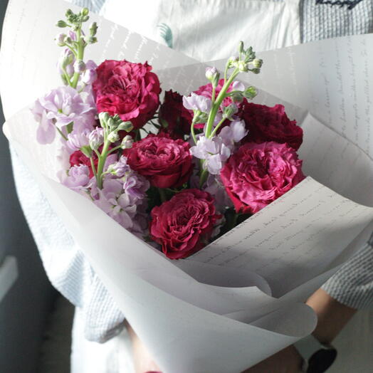 Pionivate roses and mattiol