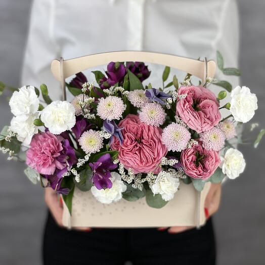 Цветы в ящике Иония