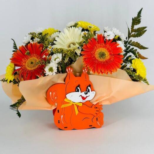 Flowers in Kashpo Fox