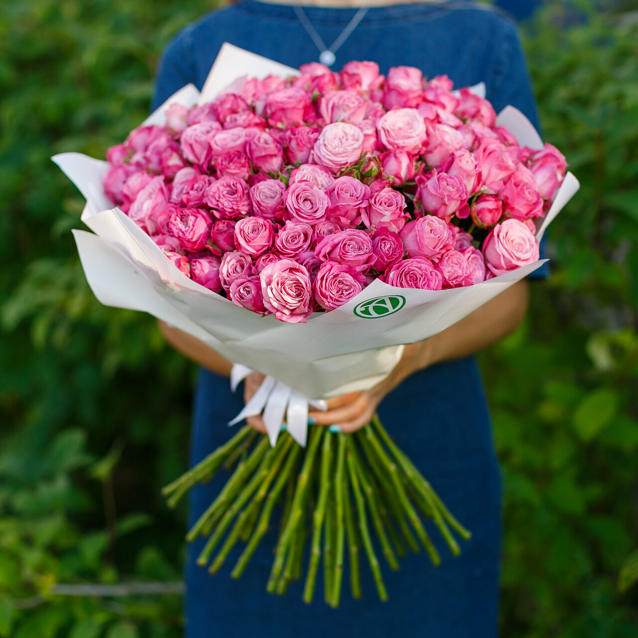 51 пионовидная роз