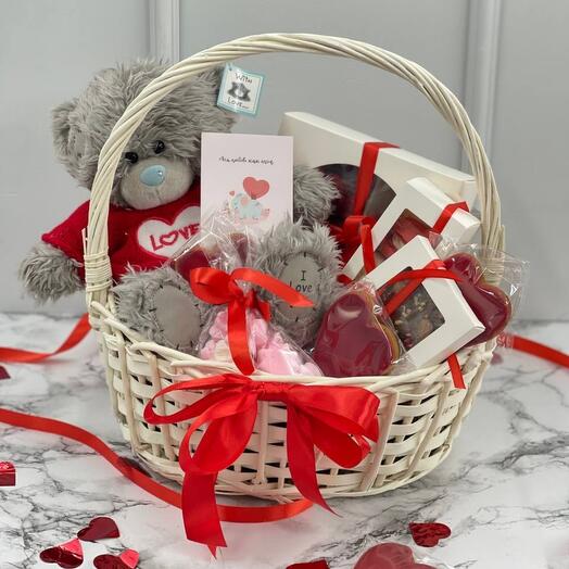 Подарок любимой / девушке / жене на 14 февраля