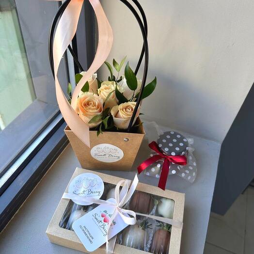 Roses in a basket with strawberries in chocolate "Tenderness"