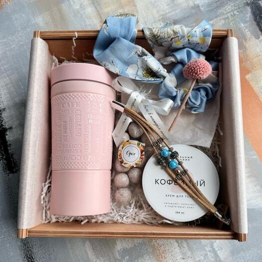 Подарочный набор «Блюз» для девушки: термокружка, браслет, резинка для волос