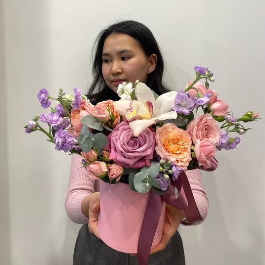 Цветы в коробке sweet honey 🍯