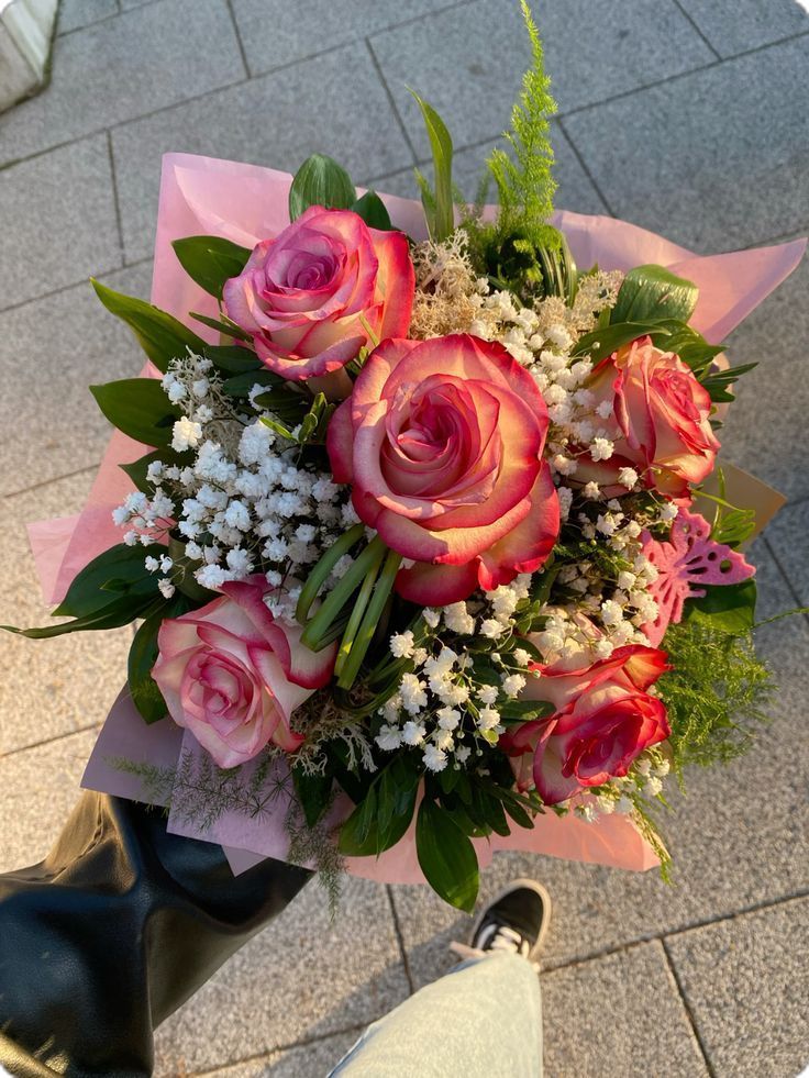 31 pink roses