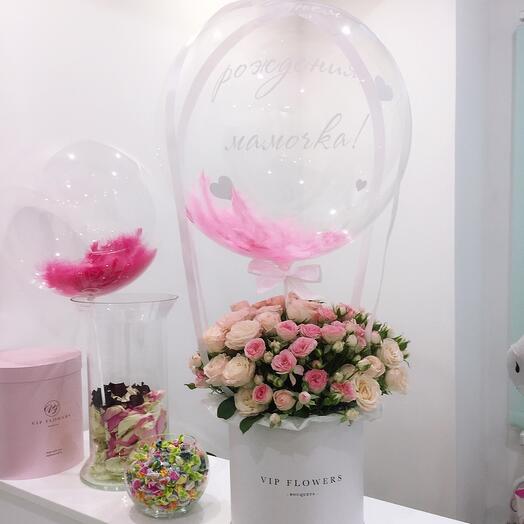 Цветы в коробке с шаром
