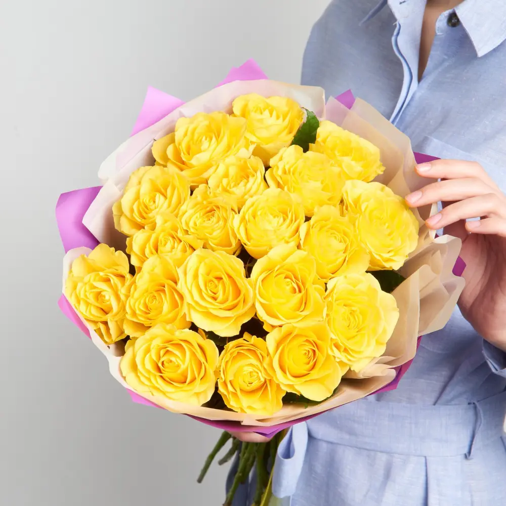 21 yellow roses