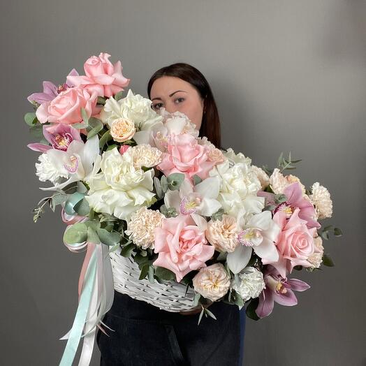 Нежная корзина с орхидеями😍