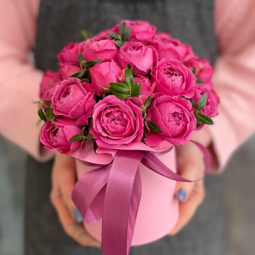 Коробка из пионовидной розы