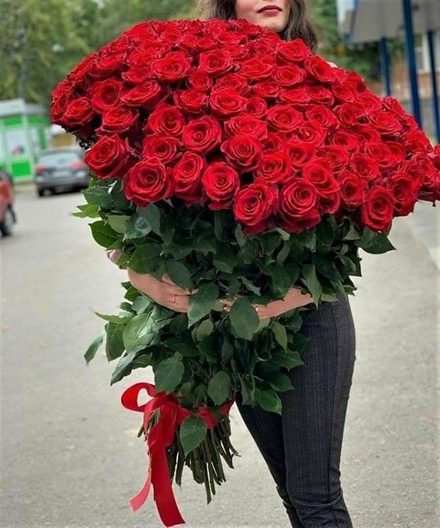 Букет из 101 розы для особых моментов 🌹