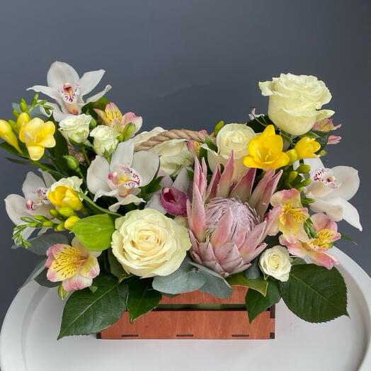Exclusive composition "Exotic in the tree" - Proteya, Roses, Freesia, Tsimbidium