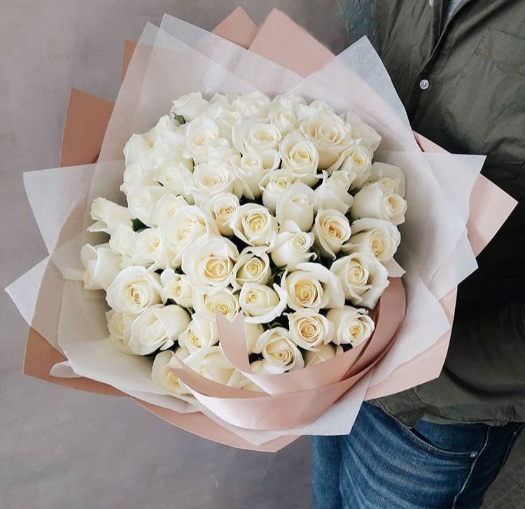 51 розы белые элитные