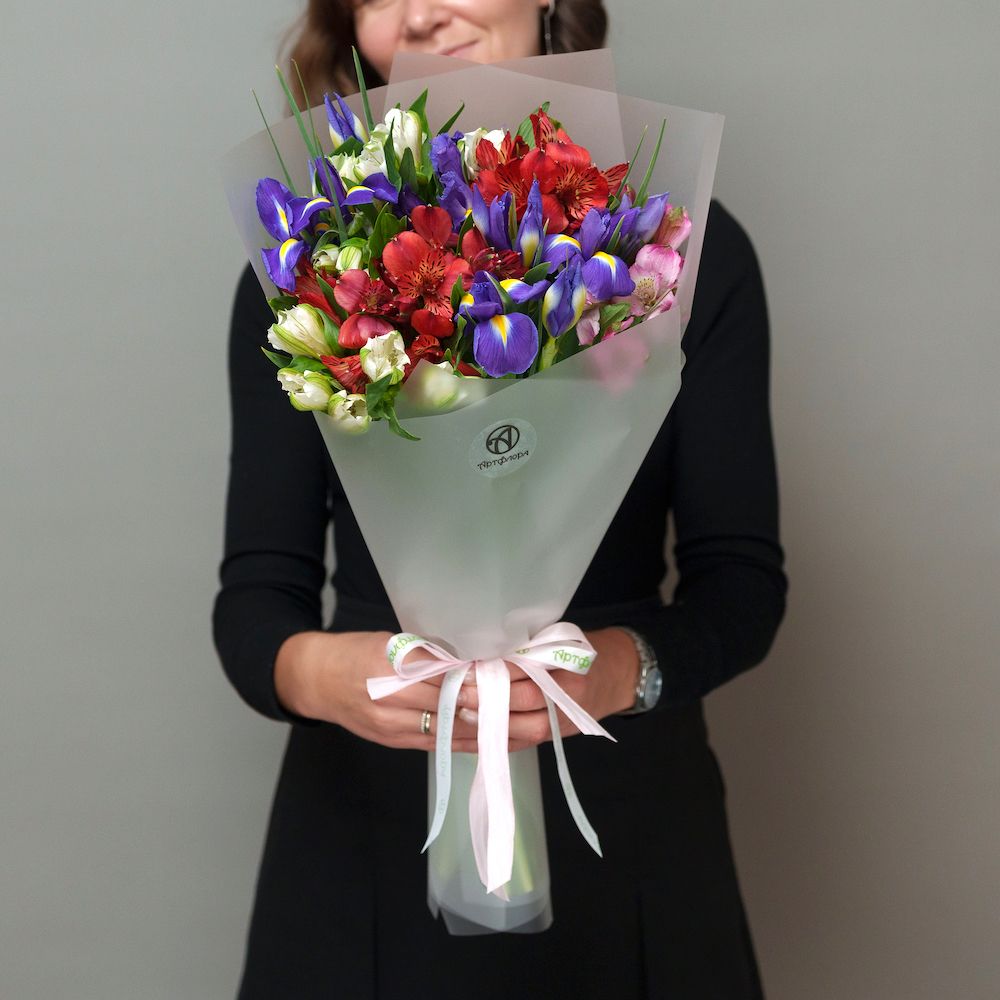 Elegant author’s bouquet 💐 