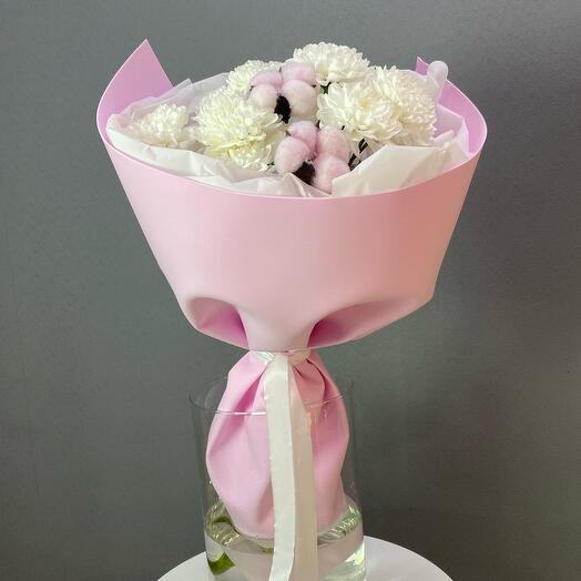 Delicate bouquet of chrysanthemum and cotton