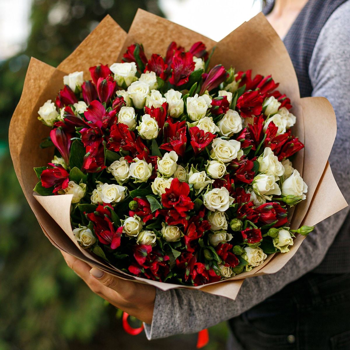 Unique author’s bouquet 🌿 