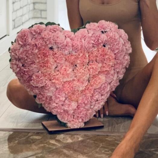 Сердце гвоздика