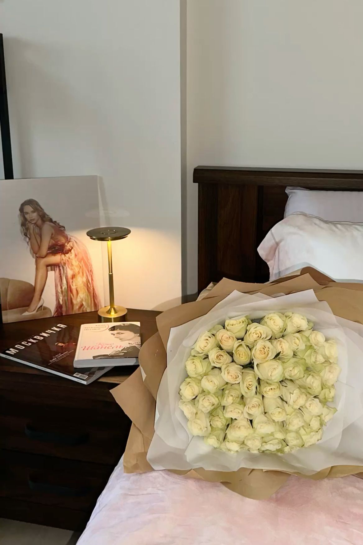 51 розы белые премиум