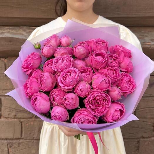 Букет из 9-ти пионовидных кустовых роз Мисти бабблс