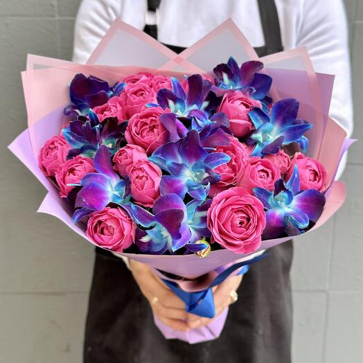 Pionivate roses and space orchids