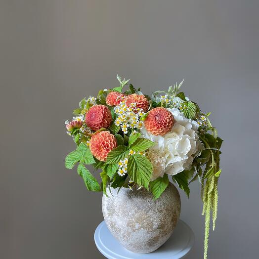 Interior bouquet with orange dahlia size l