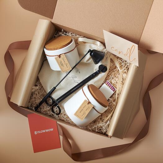 Подарочный набор на День семьи: ароматные свечи в гипсовой керамике и стильные аксессуары