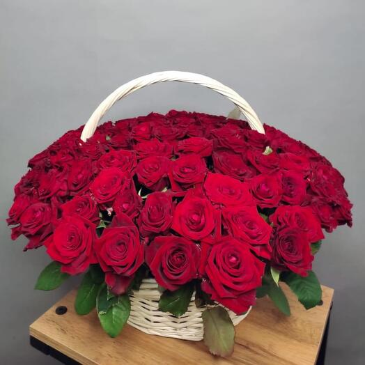 101 Red rose in the basket