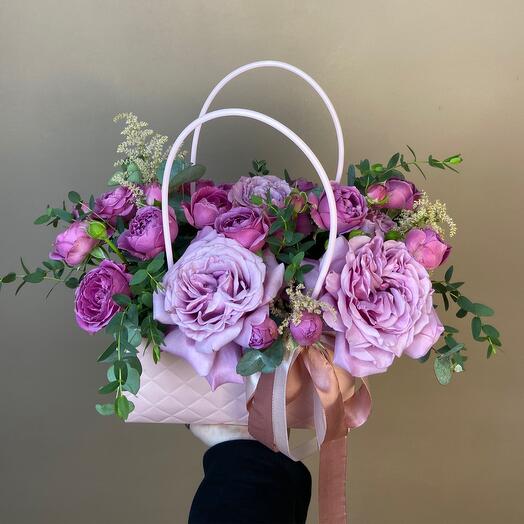 Нежная сумочка с розами