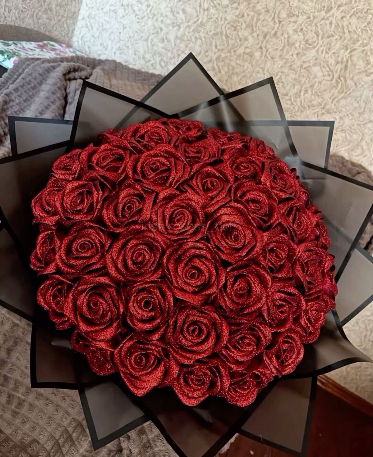 15 red roses