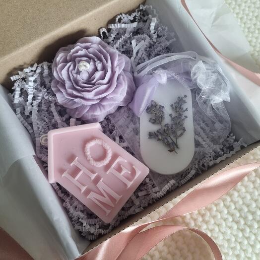 Set (2). Candles and aromatic Sasha