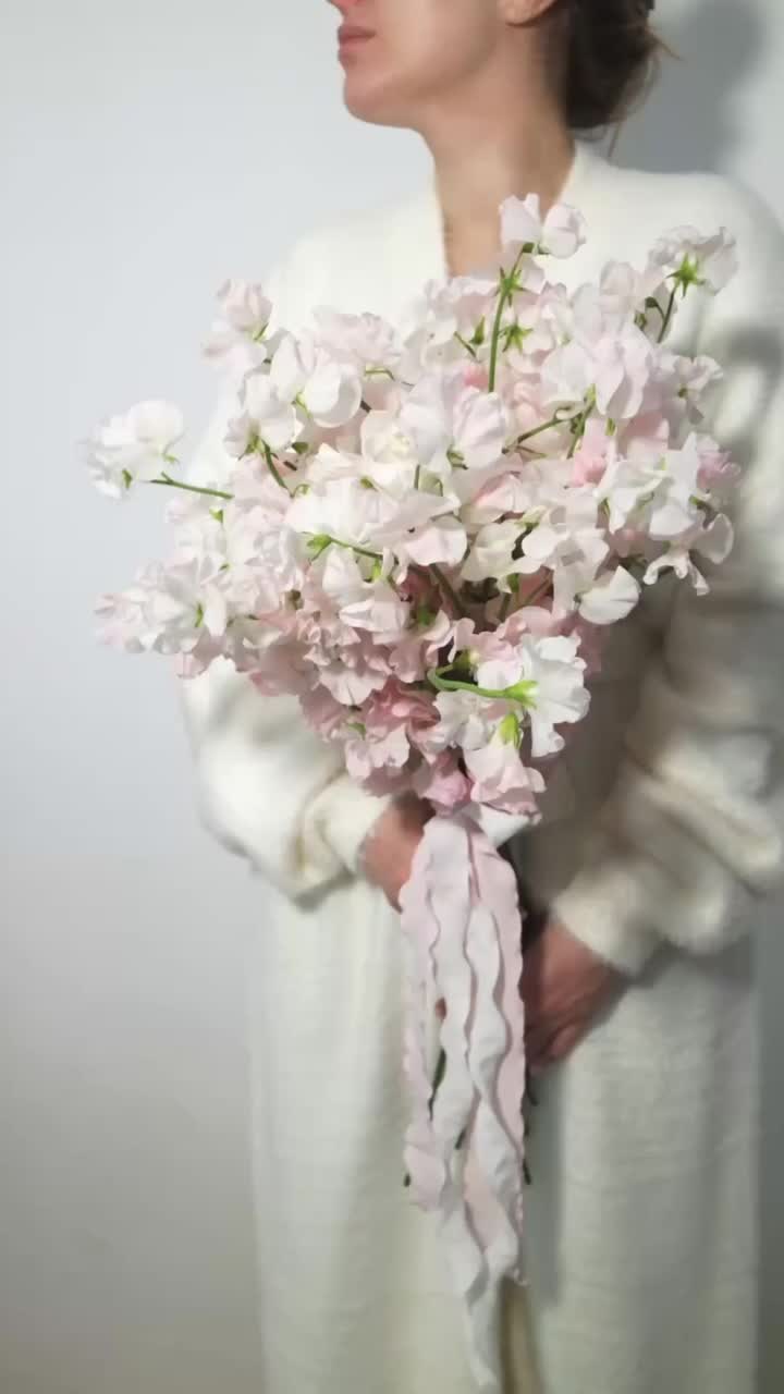 Cozy mono bouquet 🌺