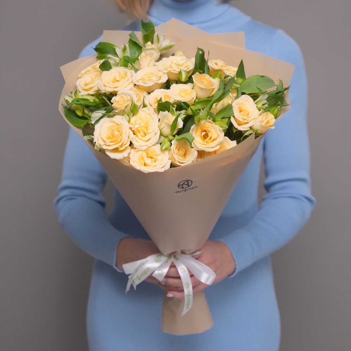 Elegant author’s bouquet 💐 