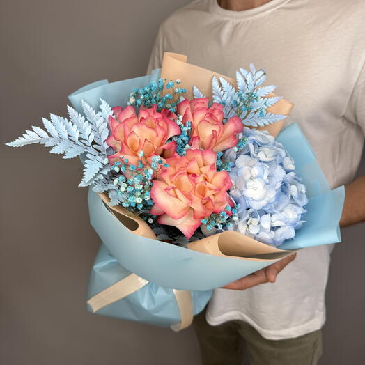 French rose with blue hydrangea