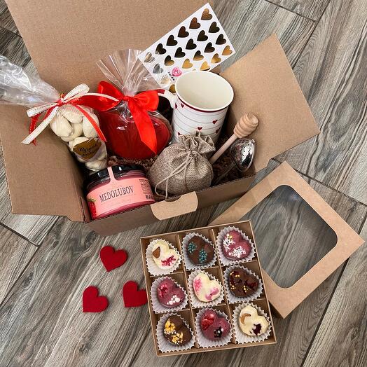 Combo-kit: Gift boxing "I love you" and 9 chocolate hearts