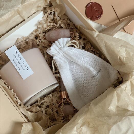 Gift set for a girl (candle, roller, gouasha, gift box)