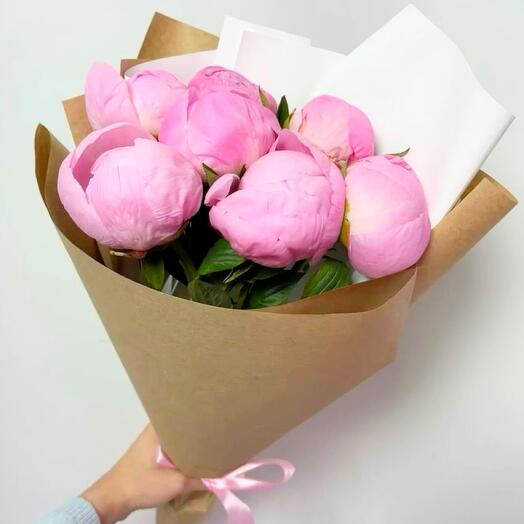 Пионы букет 7шт «Комплимент»