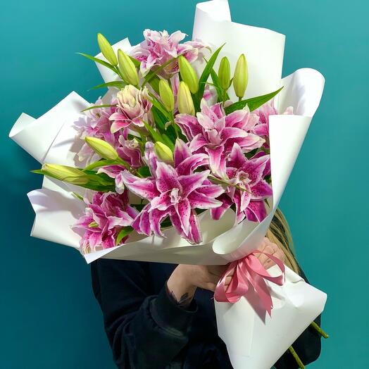 Букет Королевская Лилия 5шт. Монобукет 614. Leora Flowers дом цветочной моды