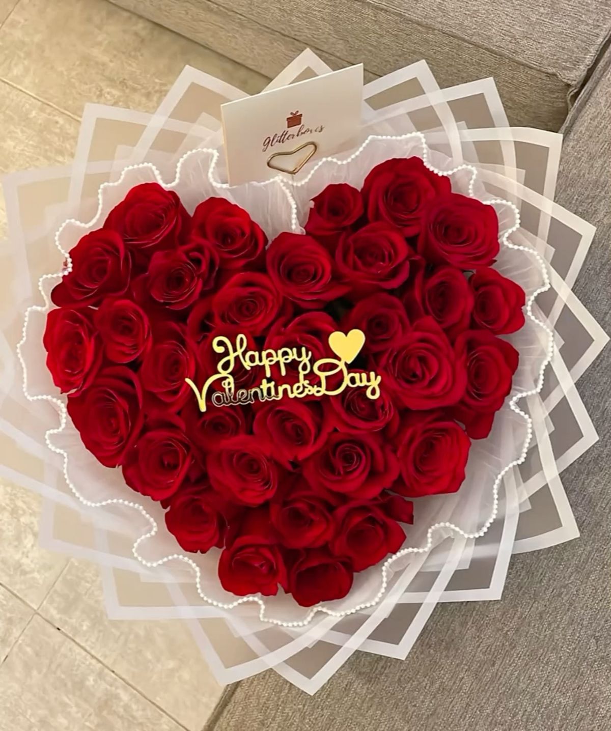 Bouquet of 101 roses for special moments 🌹