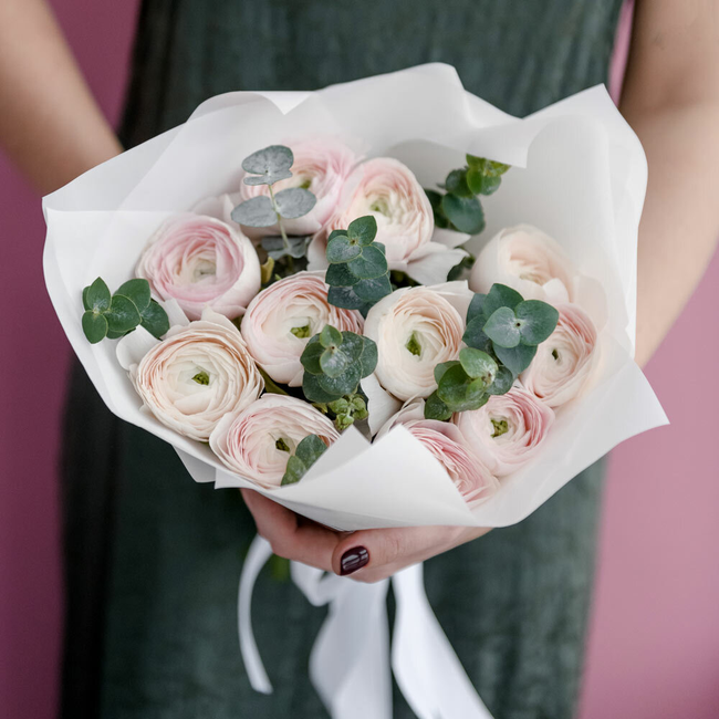 11 ранункулюс