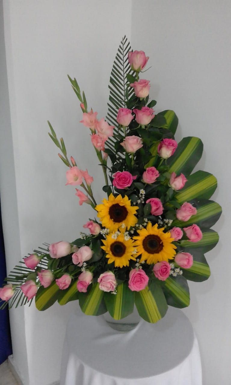 Tender floral composition 🌹